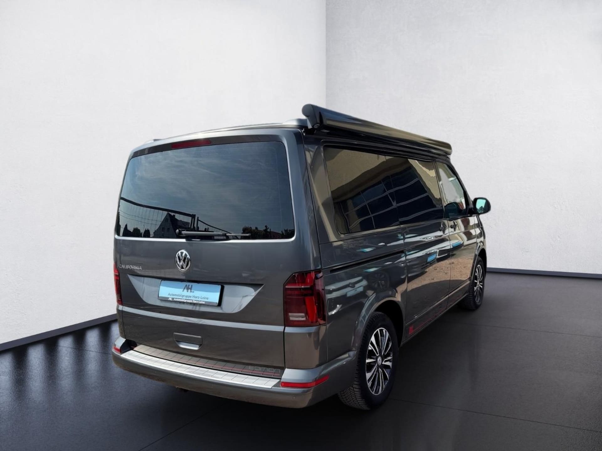 Volkswagen T6.1 California Beach