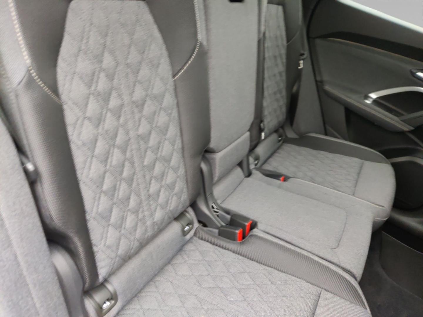 Bild über Audi Q5 SUV TFSI 150 kW S tronic - für weitere Informationen kontaktieren Sie den Audi Partner