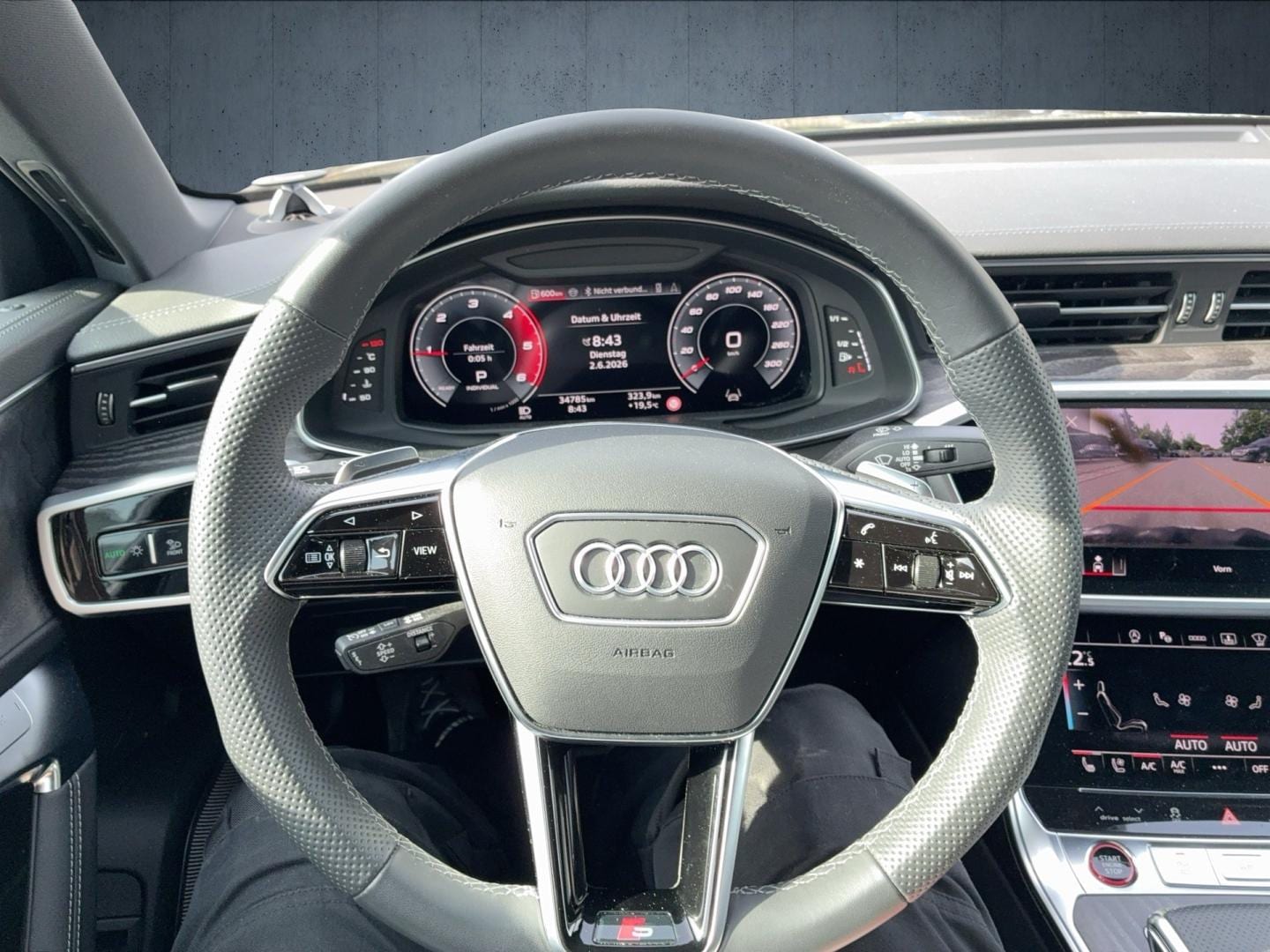 Bild über Audi S6 Limousine TDI quattro tiptronic - für weitere Informationen kontaktieren Sie den Audi Partner