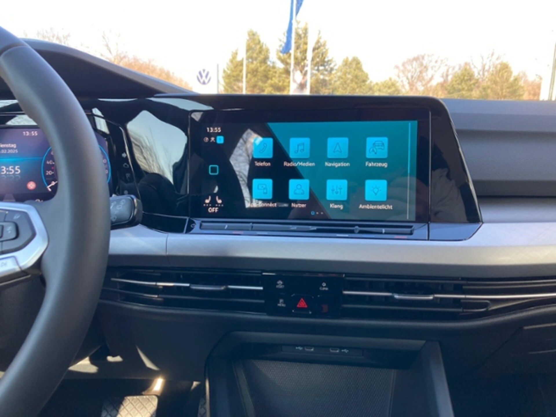 Volkswagen Golf Variant Life
