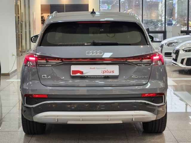 Audi Q4 e-tron 40 Premium 150, 00 kW 3