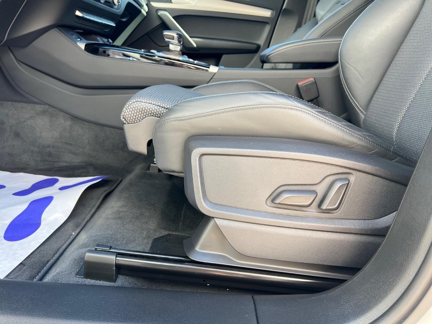 Bild über Audi Q5 Sportback 45 TFSI quattro S tronic - für weitere Informationen kontaktieren Sie den Audi Partner