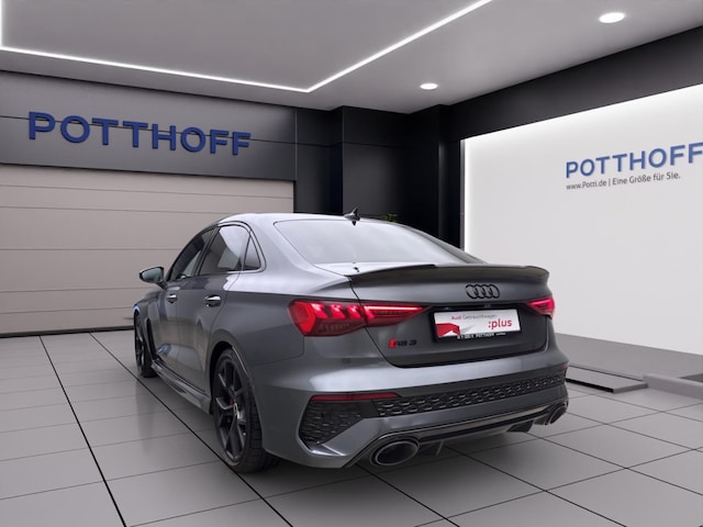 Image about Audi RS 3 Limousine TFSI quattro S tronic