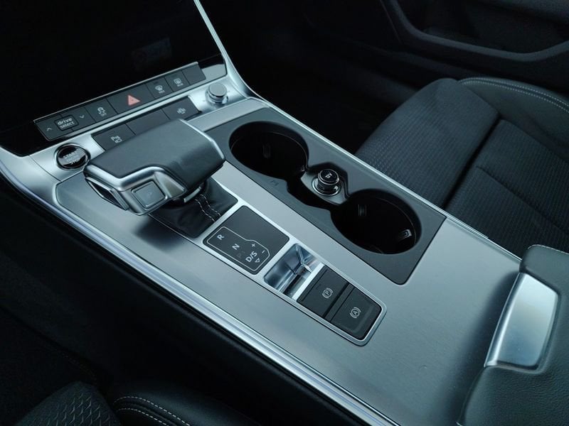 Image about Audi A6 Avant S line edition 40 TDI quattro 150 kW (204 CV) S tronic