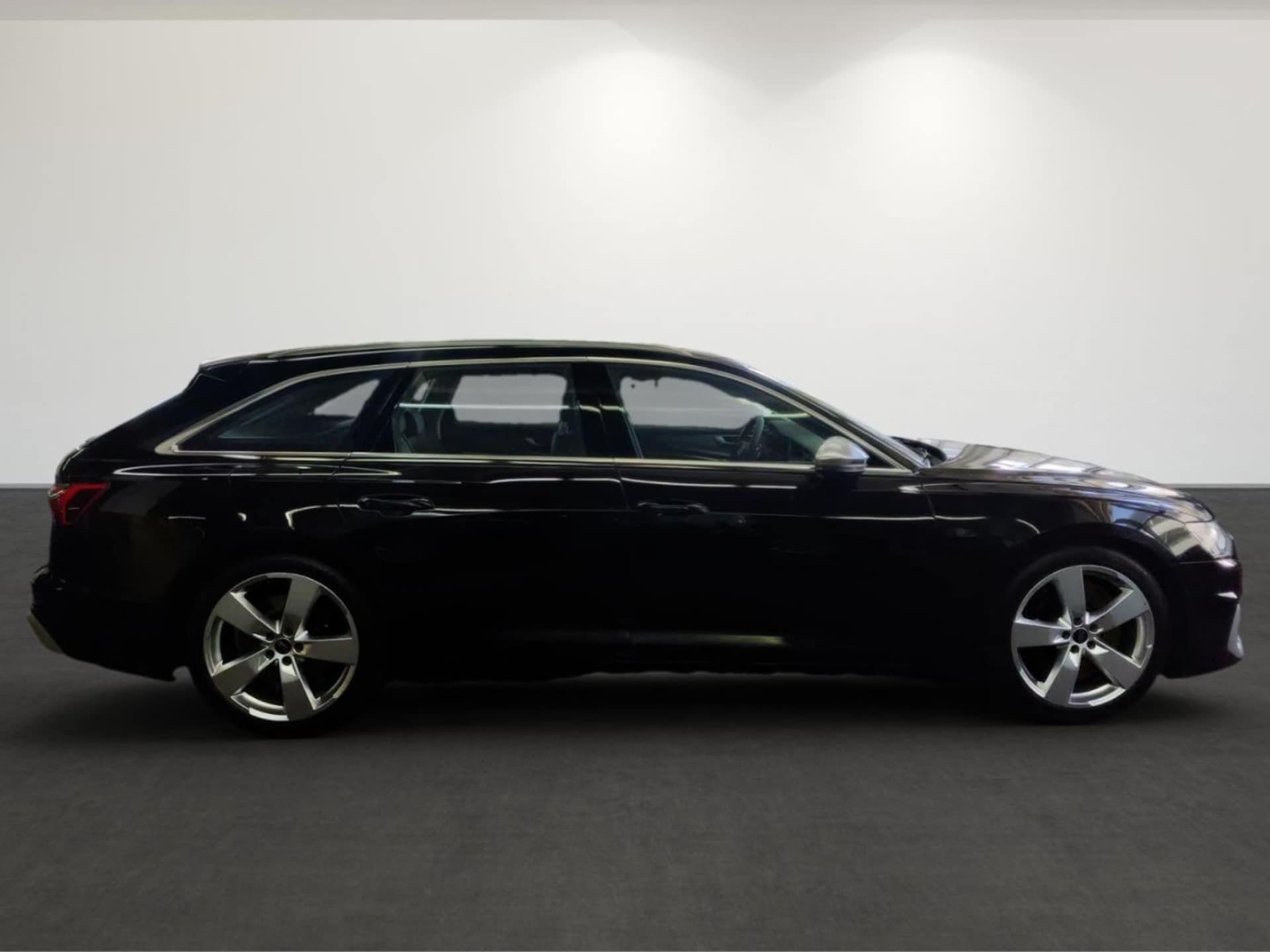 Audi S6 Avant