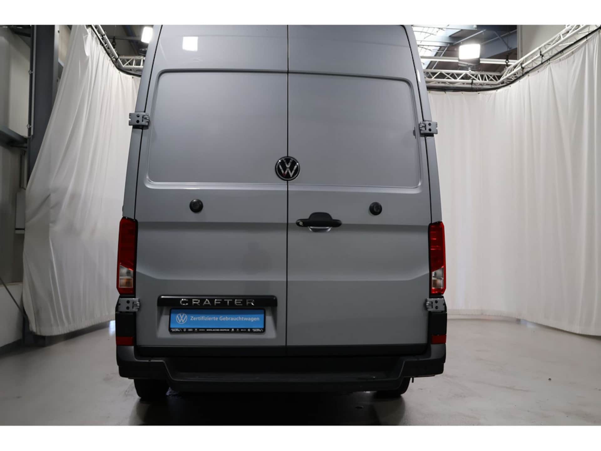Volkswagen Crafter Kasten langer Radstand