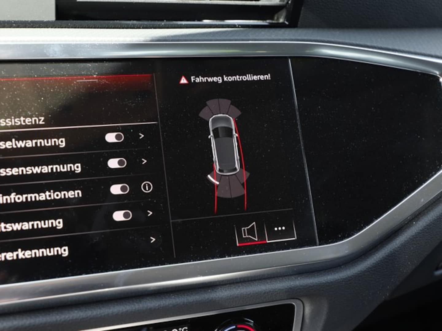 Bild über Audi Q3 TDI 110 kW S tronic - für weitere Informationen kontaktieren Sie den Audi Partner