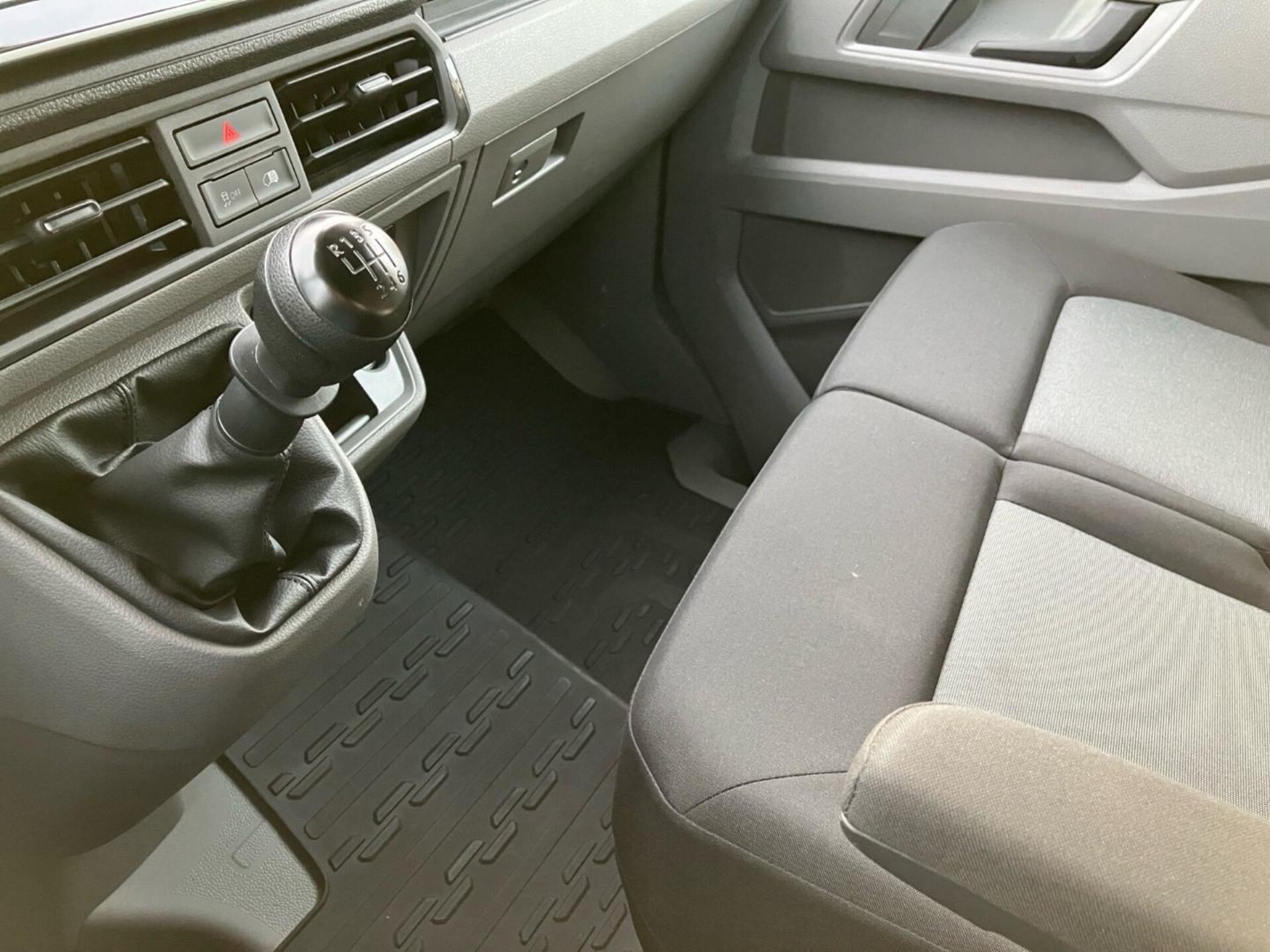 Volkswagen Crafter Kasten mittlerer Radstand