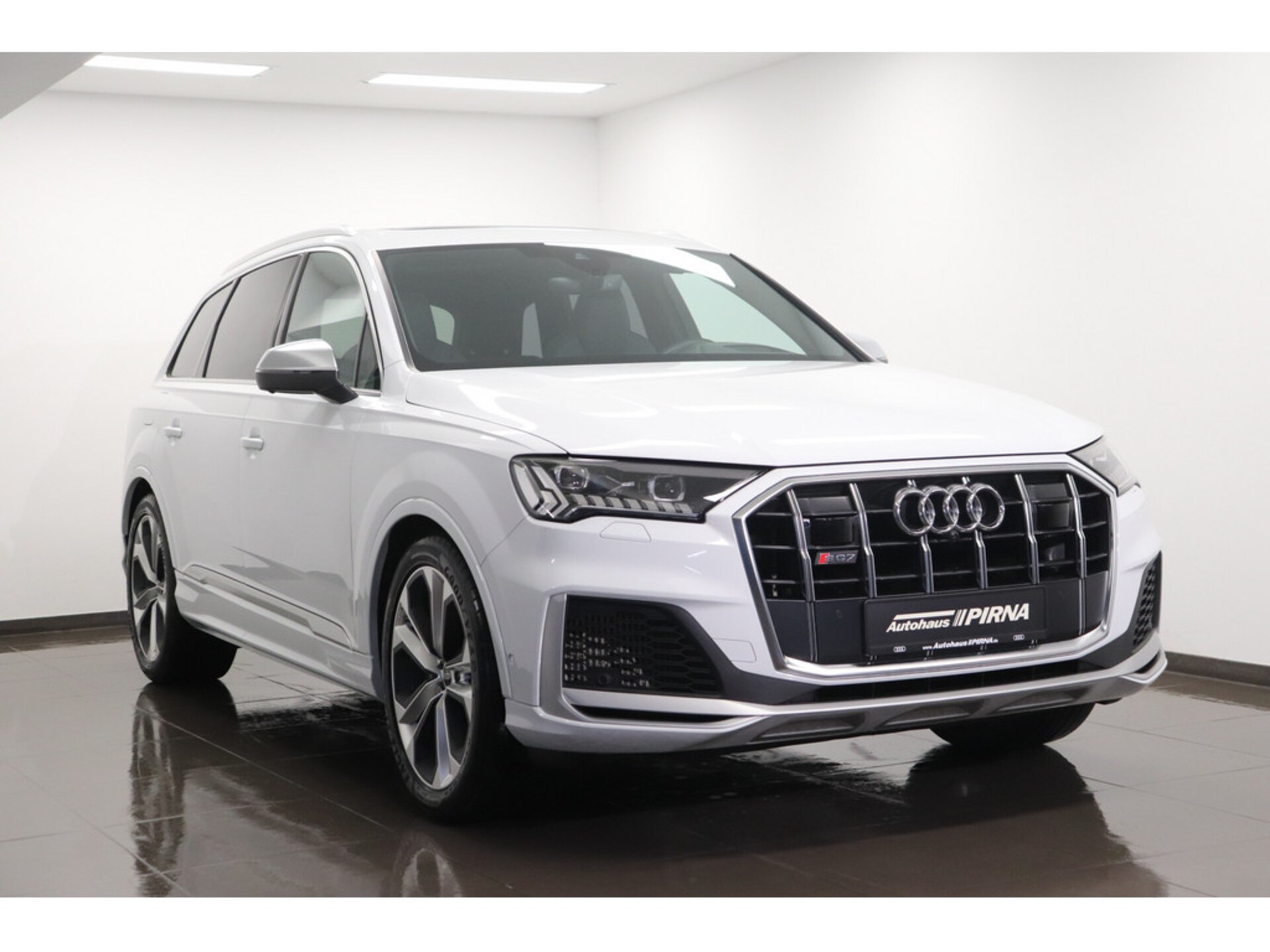 Audi SQ7 SUV