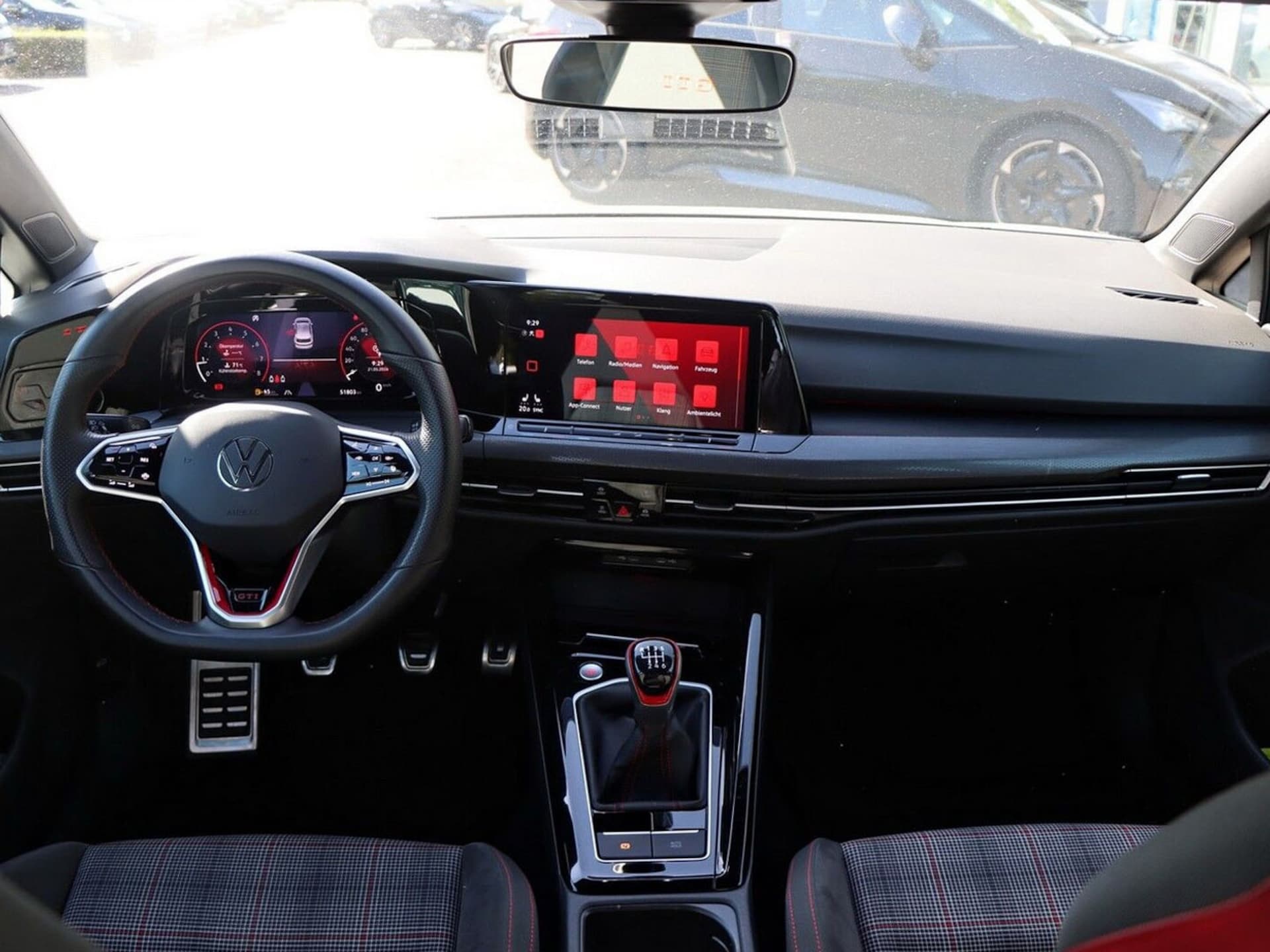 Volkswagen Golf GTI