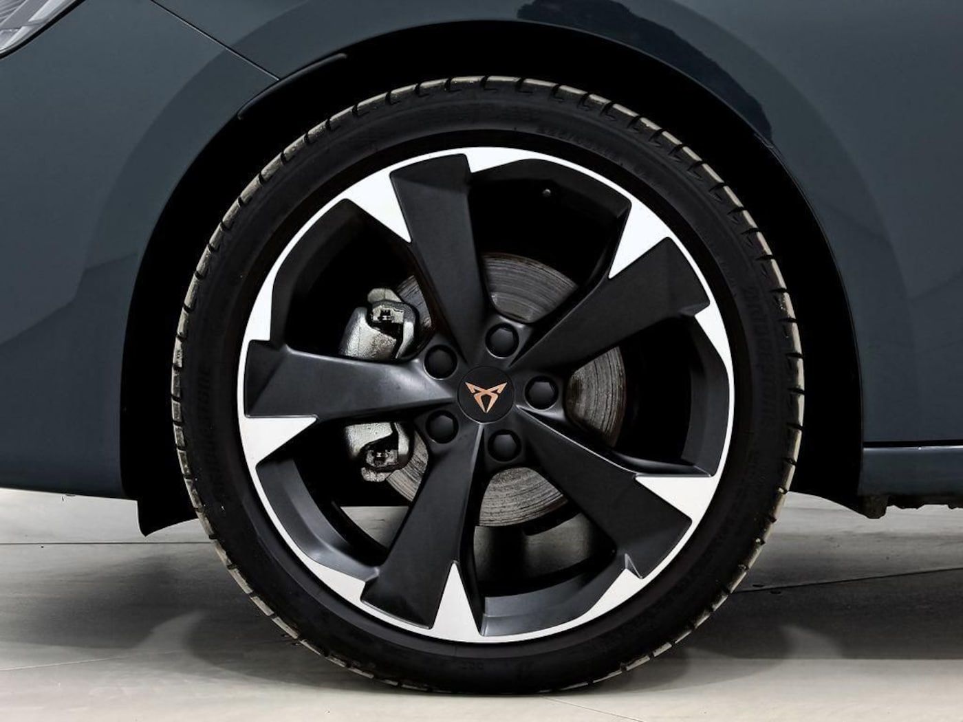 CUPRA Leon León 1.5 eTSI DSG 110 kW (150 CV) — photo 8
