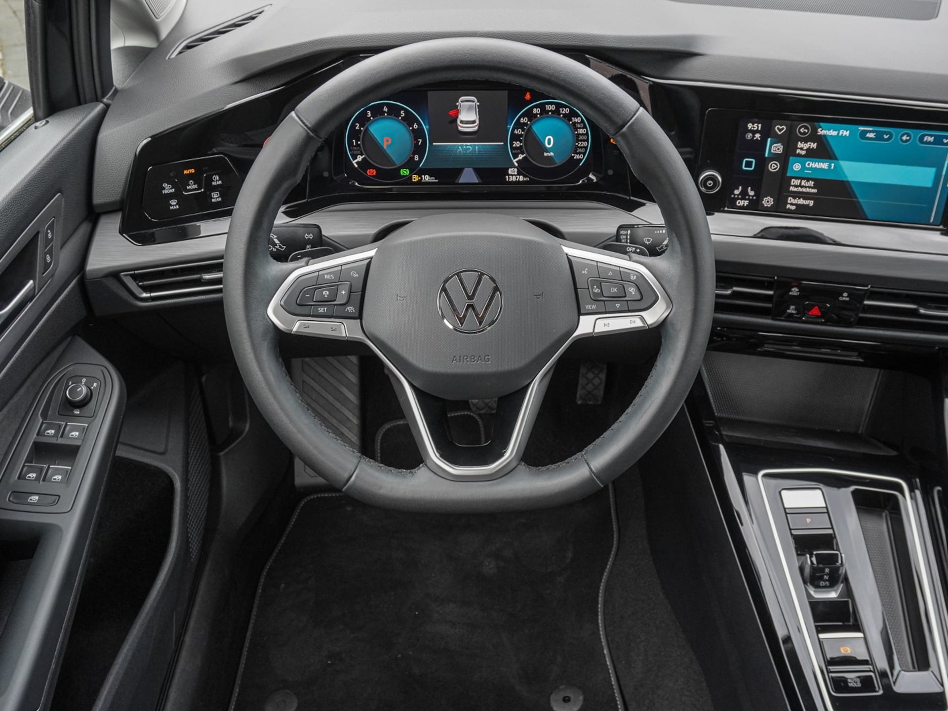 Volkswagen Golf Style