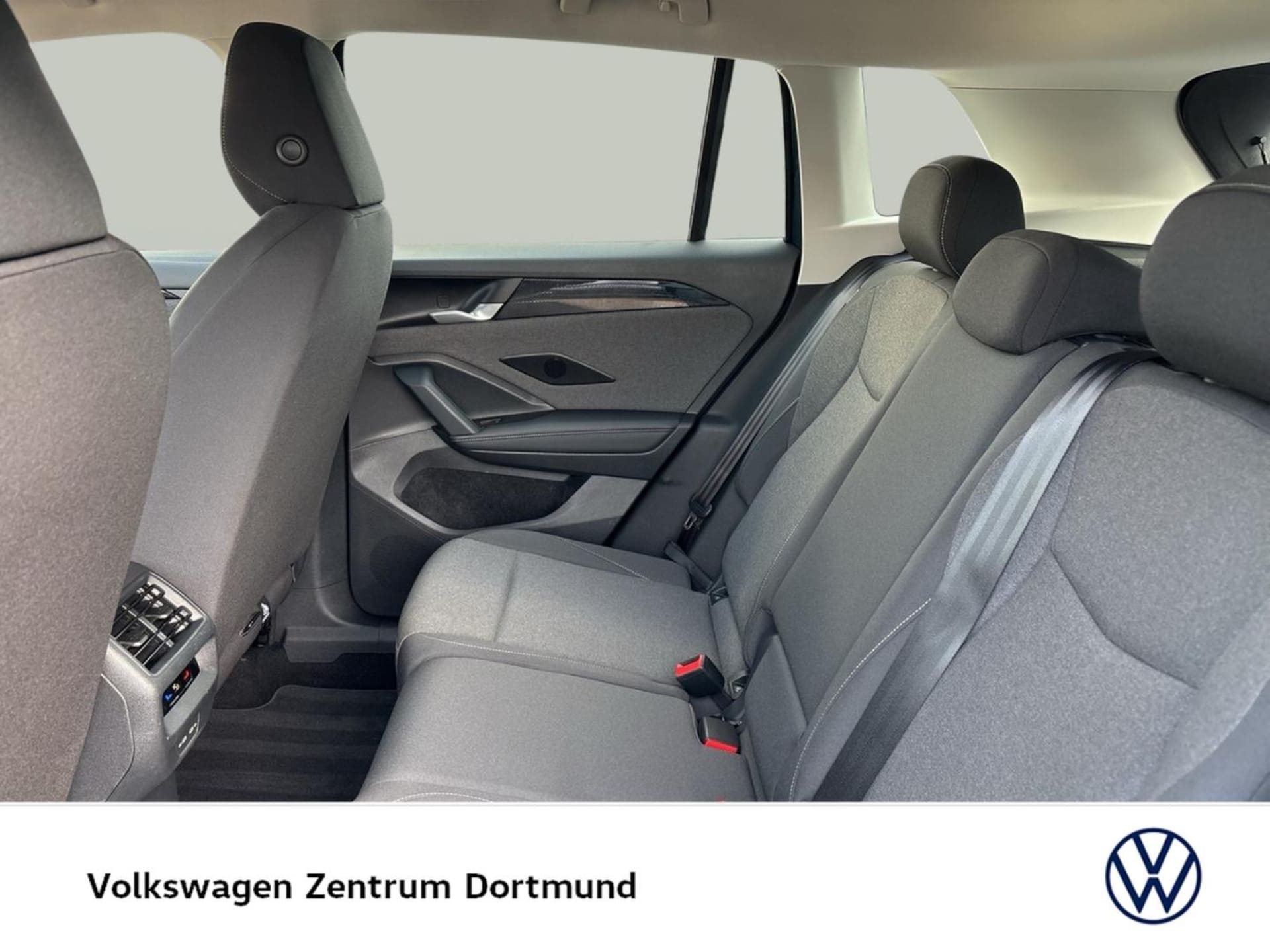 Volkswagen Tiguan Basis-Modell