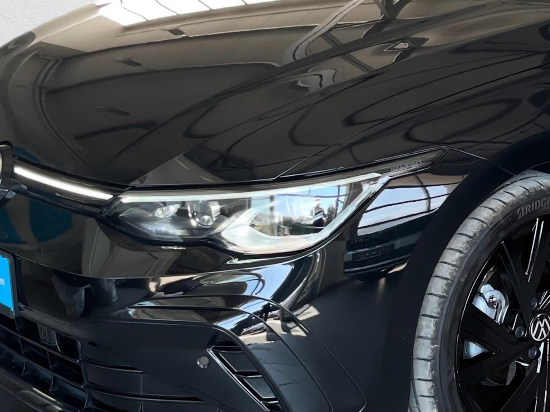 Volkswagen Golf R-Line
