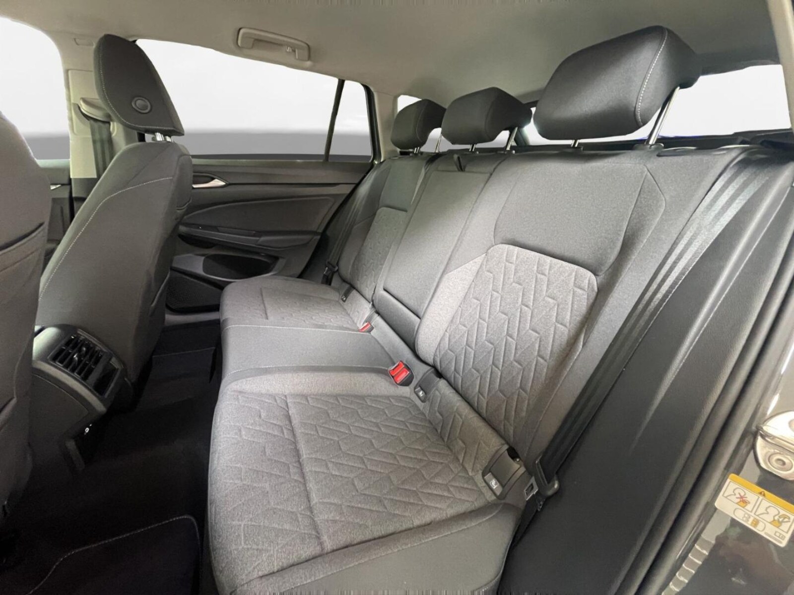 Volkswagen Golf Variant – Bild 8