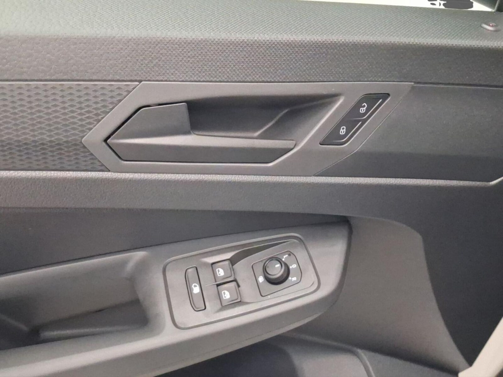 Volkswagen Caddy Maxi Cargo – Bild 15