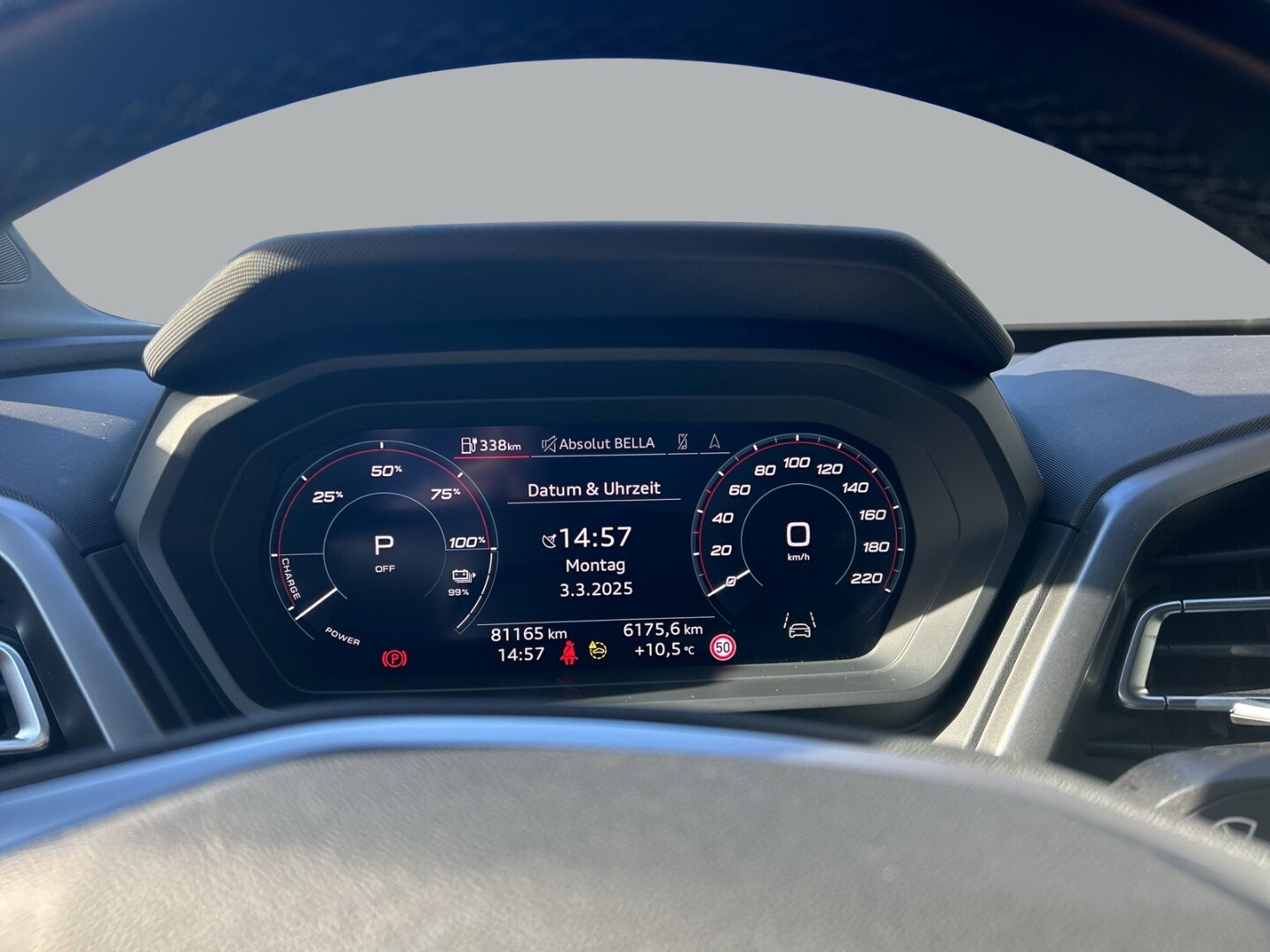 Image about Audi Q4 e-tron 40 e-tron