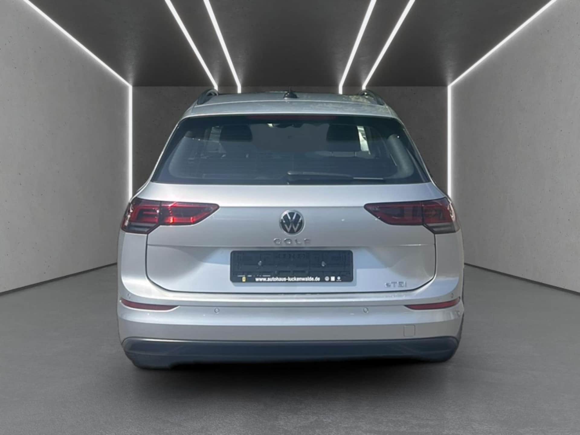 Volkswagen Golf Variant Life
