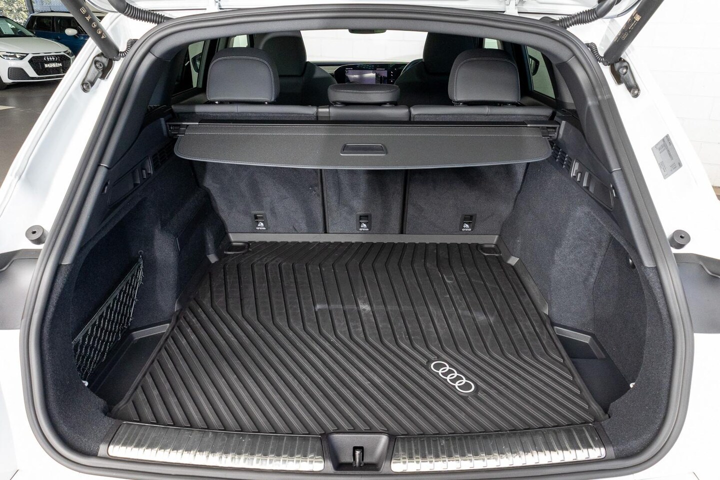 Image about Audi Q5 SUV TDI quattro 150 kW sport