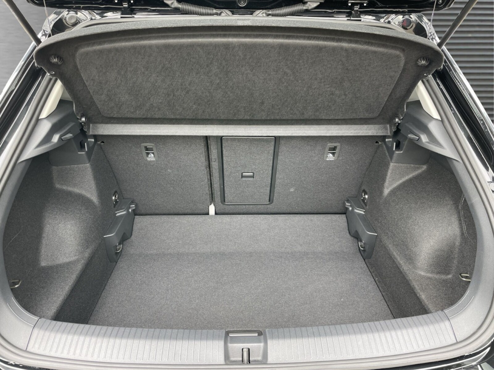 Volkswagen T-Roc – Bild 8
