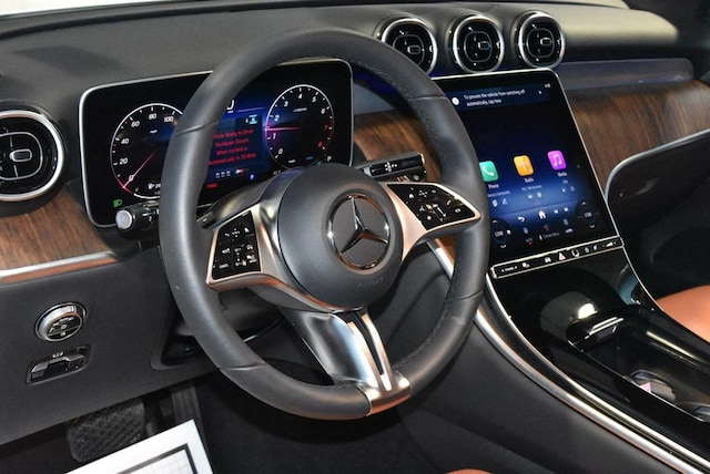 2026 Mercedes-Benz GLC 300