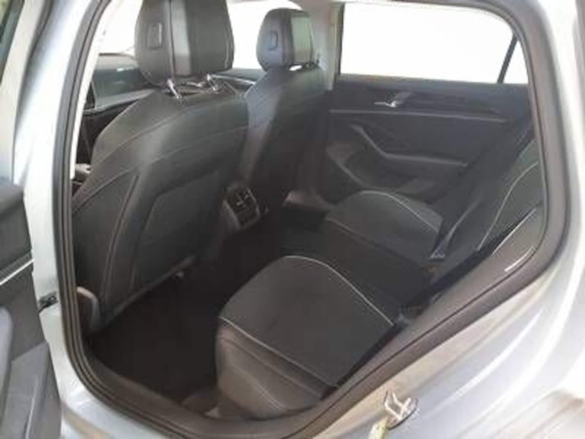 Volkswagen Passat Business