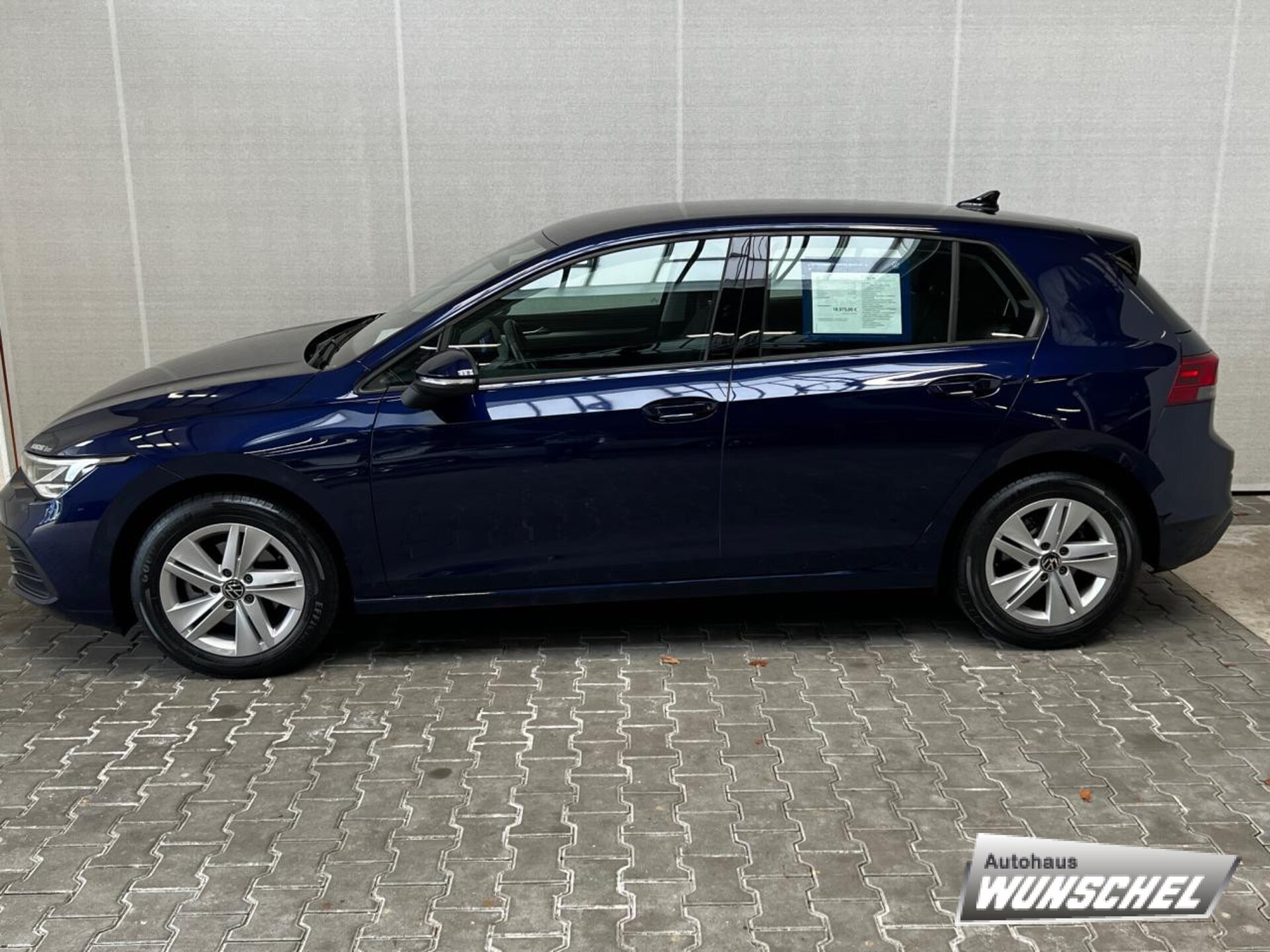 Volkswagen Golf Life