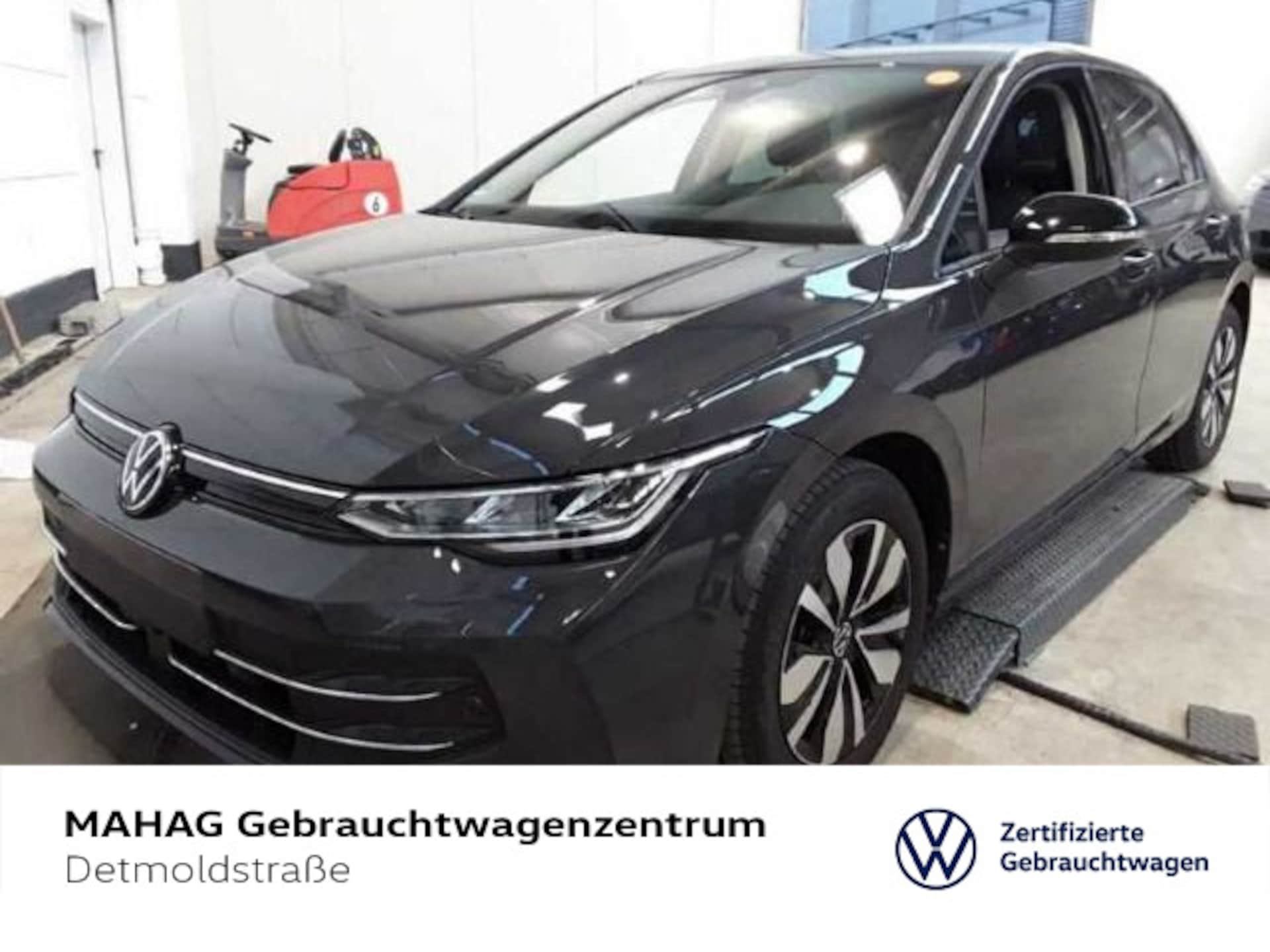 Volkswagen Golf — Volkswagen Golf Golf VIII Goal 1.5 TSI LED Navi ParkPilot APP