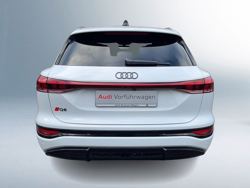 Image about Audi Q6 SUV e-tron e-tron performance