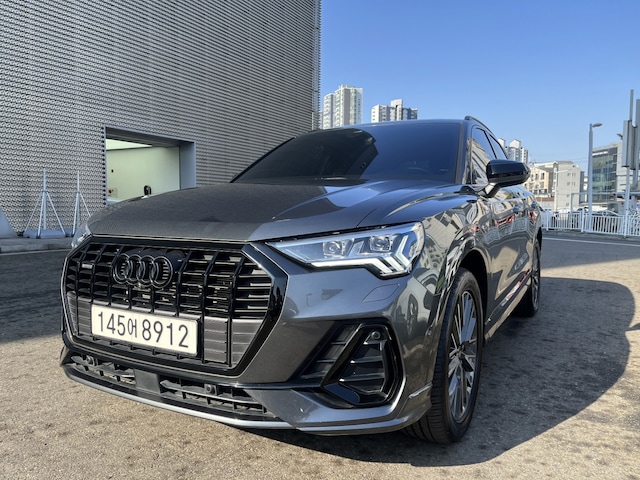 Audi Q3 40 TFSI quattro Premium 137 186 kW hp Tiptronic 2