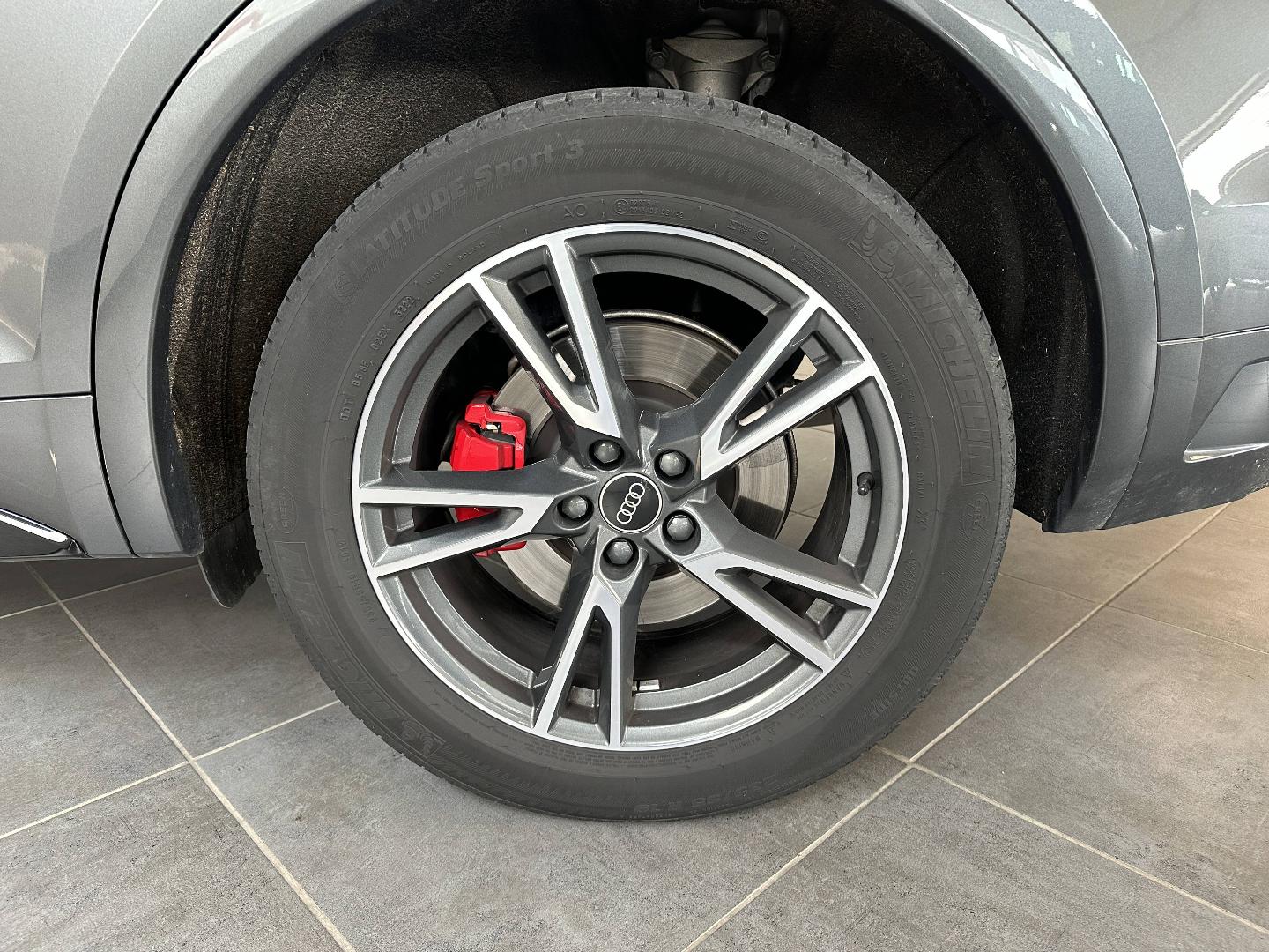 Image about Audi Q5 TFSI e S line 55 TFSI e quattro 270 kW (367 ch) S tronic