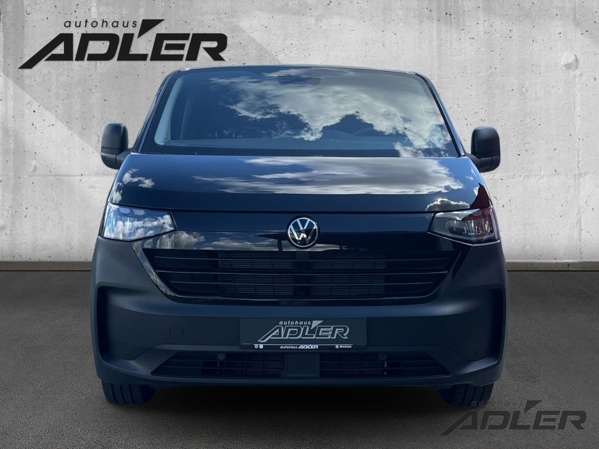 Volkswagen Transporter Kombi langer Radstand