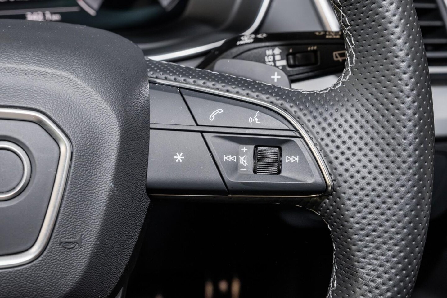 Image about Audi Q5 Sportback 45 TFSI quattro S tronic