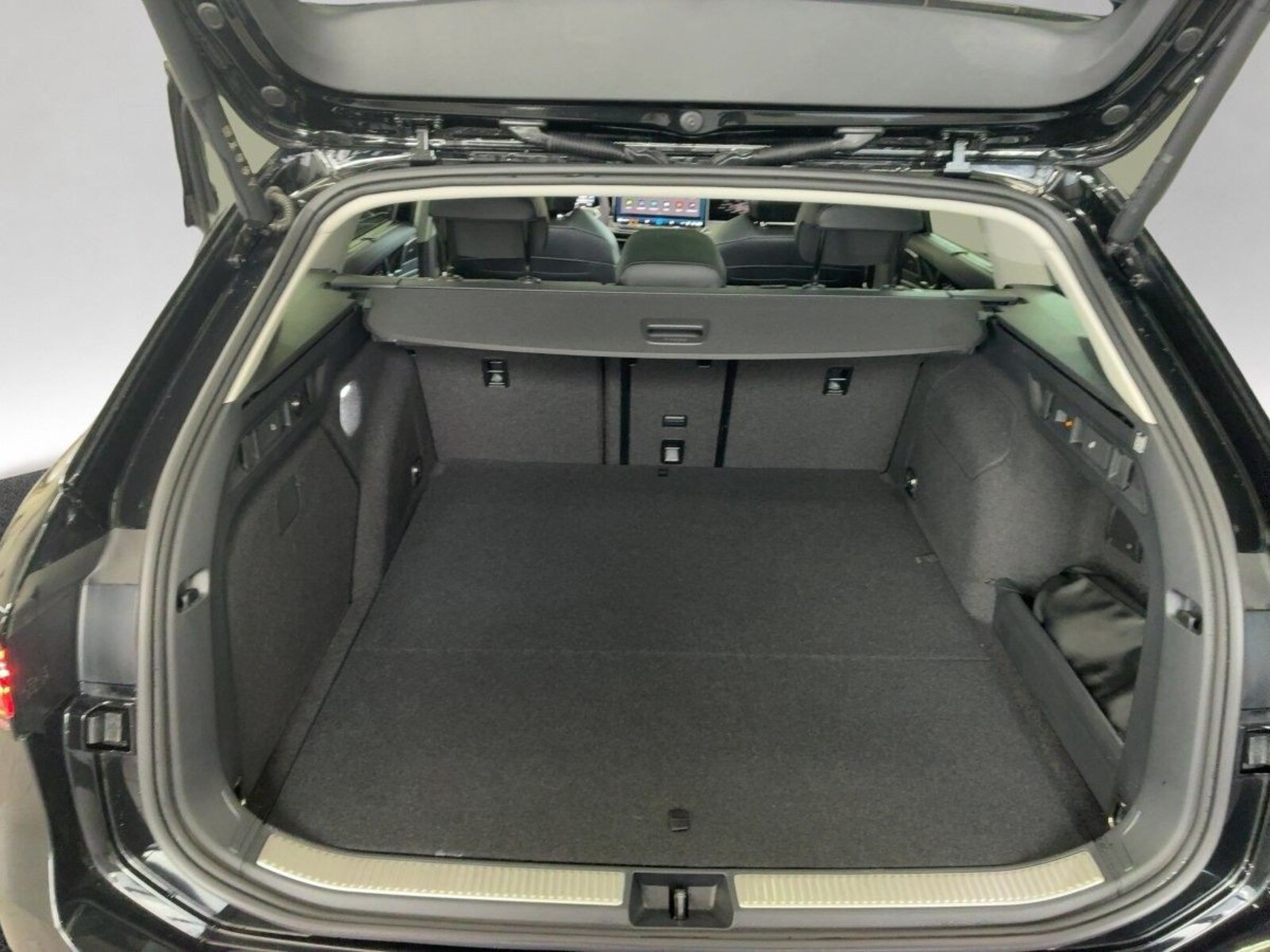 Volkswagen Passat – Bild 11