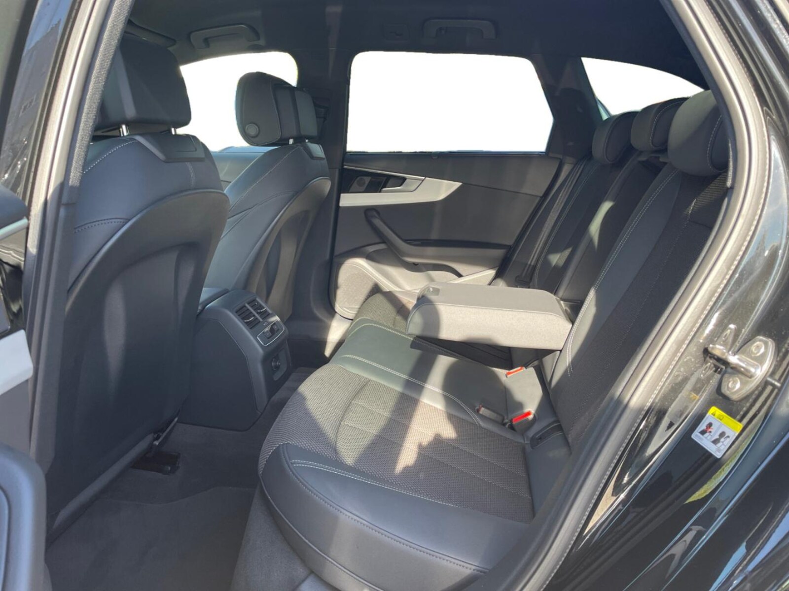 Audi A4 Avant – Bild 10