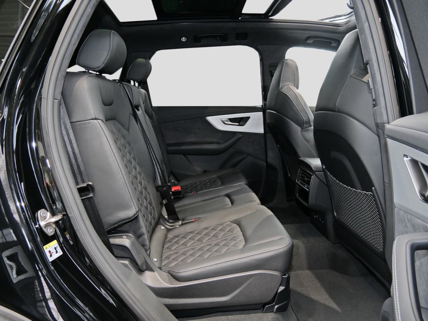 Bild über Audi Q7 SUV S line business TDI quattro 210 kW tiptronic - für weitere Informationen kontaktieren Sie den Audi Partner