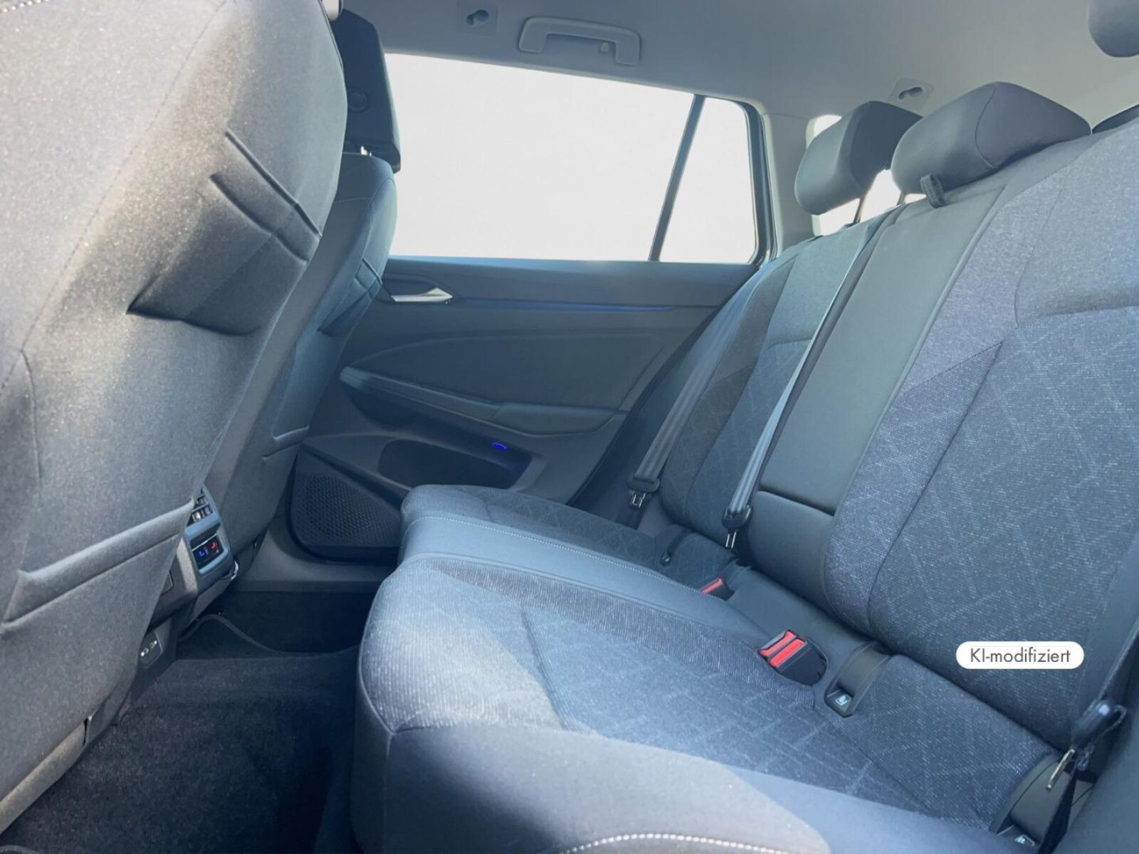 Volkswagen Golf Variant – Bild 15