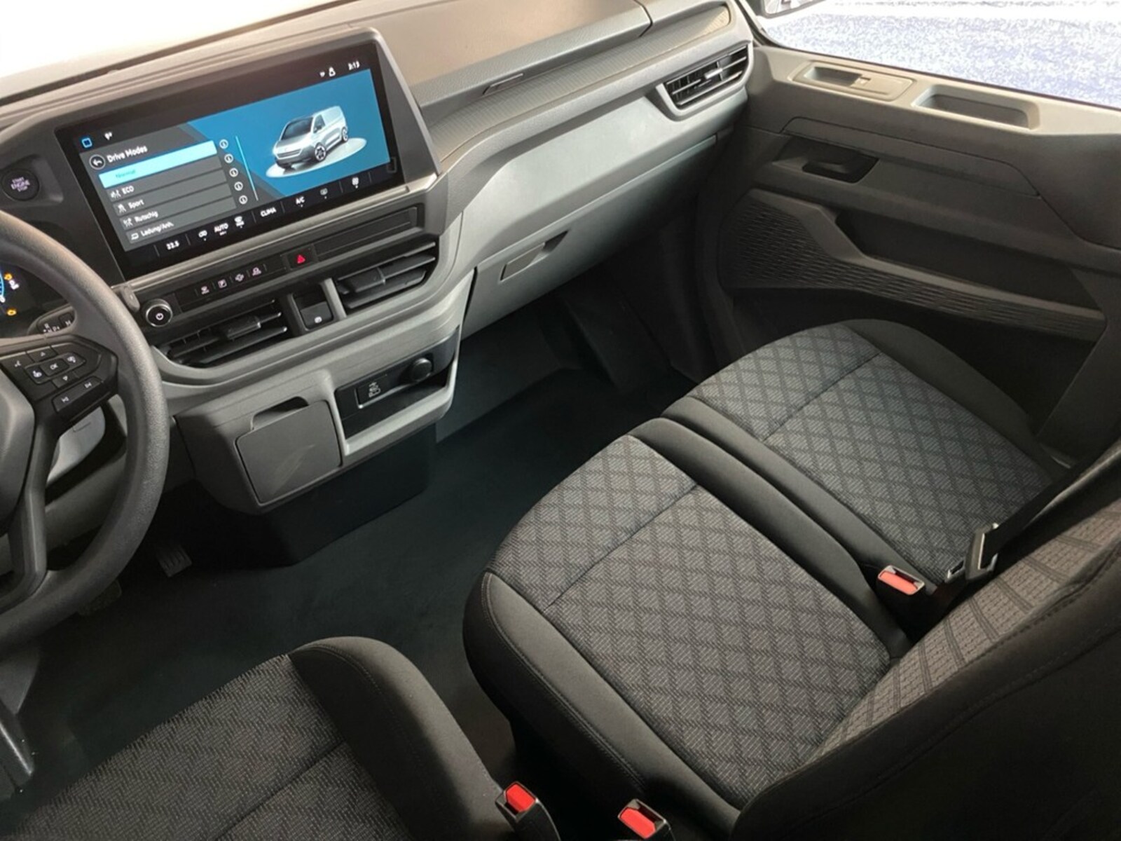 Volkswagen Transporter Kombi kurzer Radstand – Bild 8
