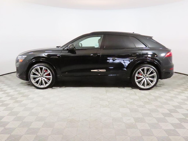 2026 Audi Q8