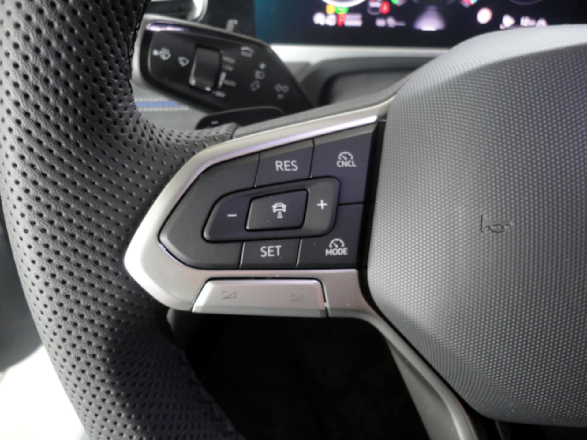 Volkswagen Passat Variant R-Line Edition