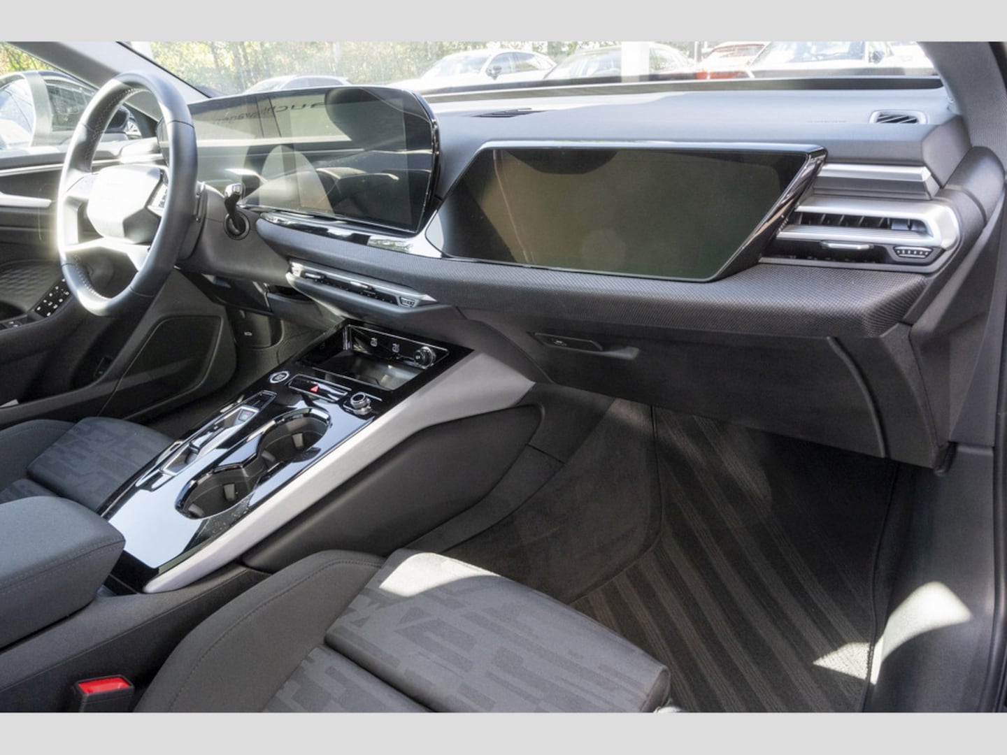 Bild über Audi A6 Avant TDI quattro 150 kW S tronic - für weitere Informationen kontaktieren Sie den Audi Partner