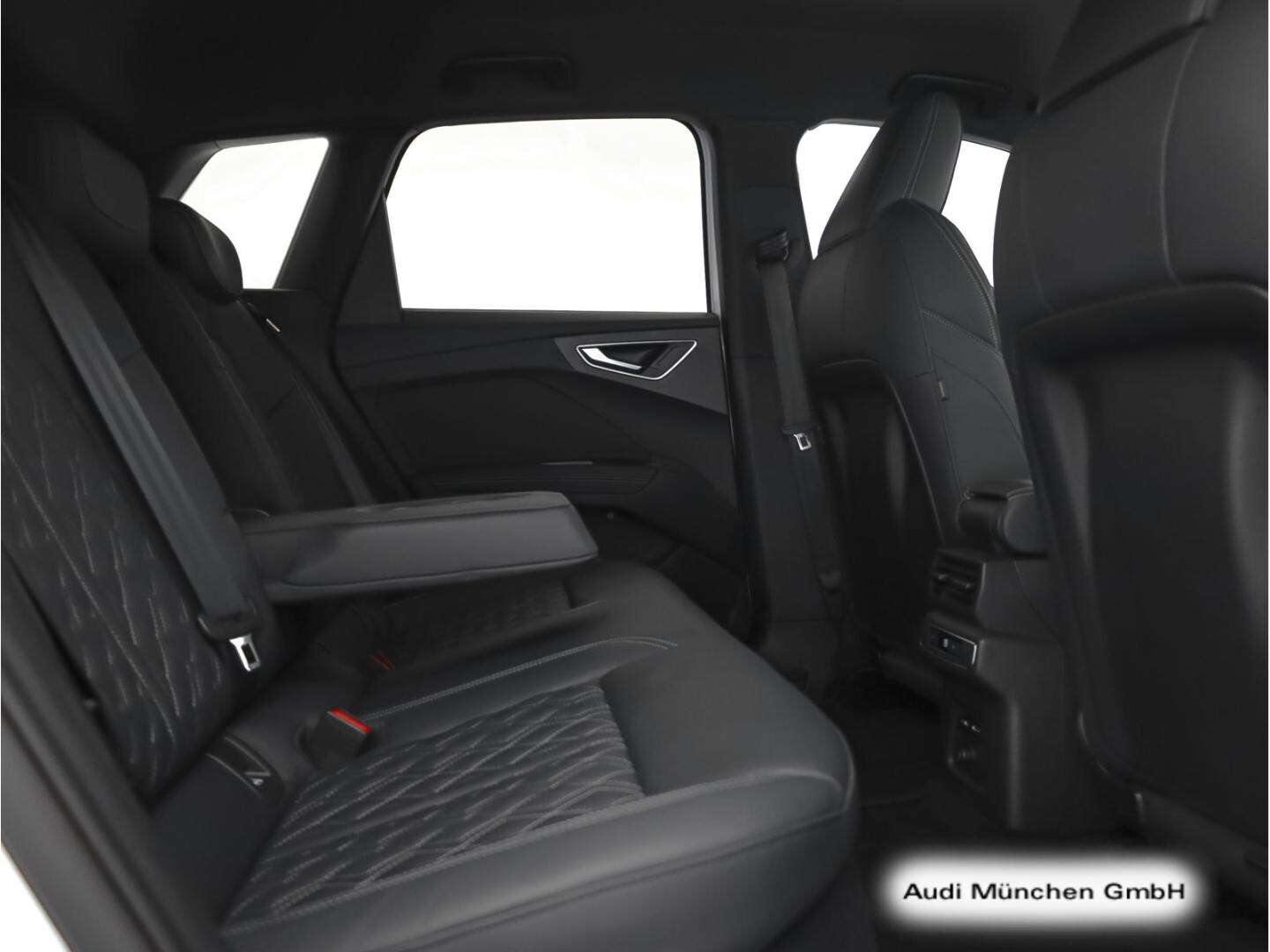 Bild über Audi Q4 e-tron 40 e-tron - für weitere Informationen kontaktieren Sie den Audi Partner