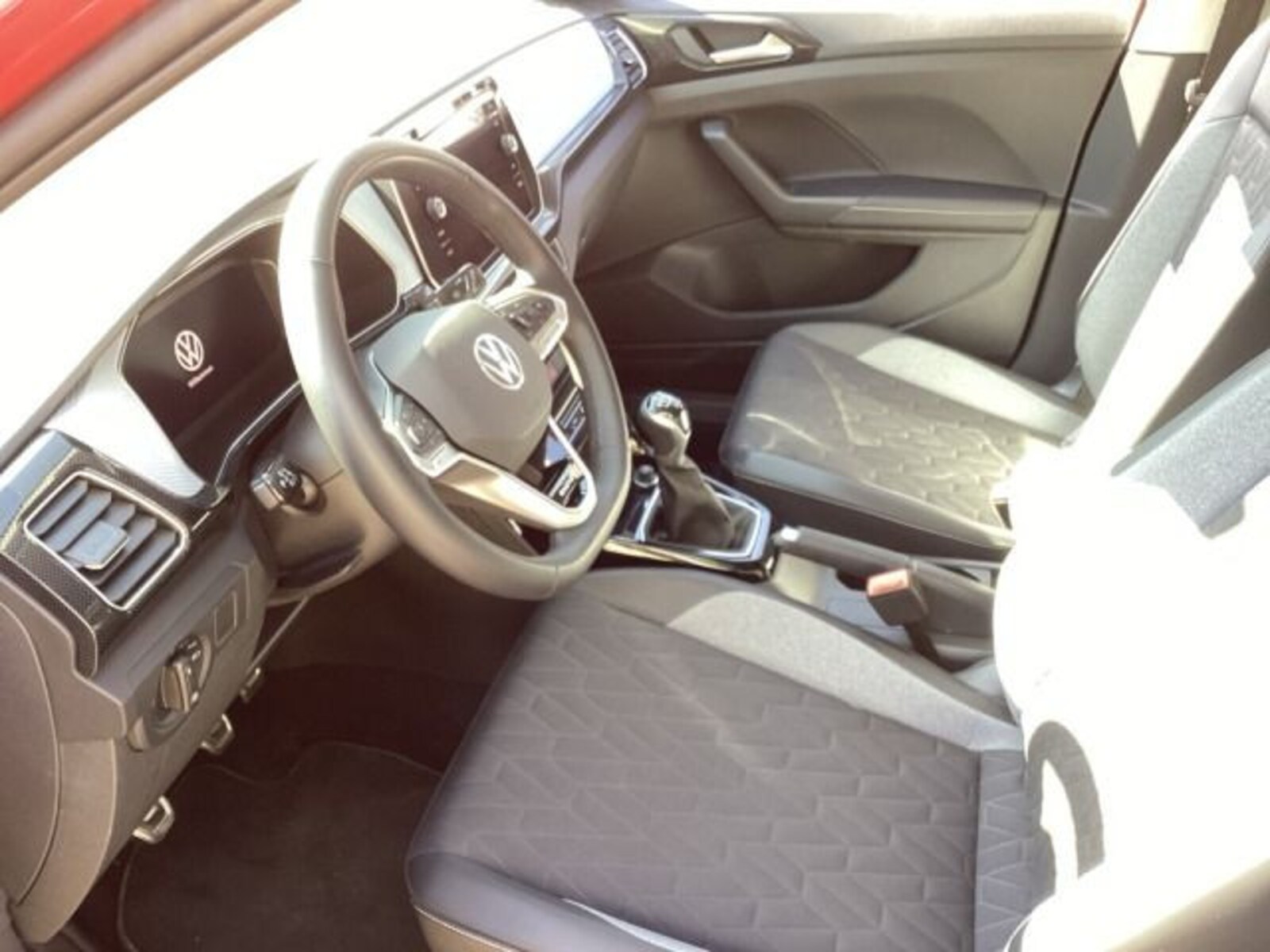 Volkswagen T-Cross – Bild 10