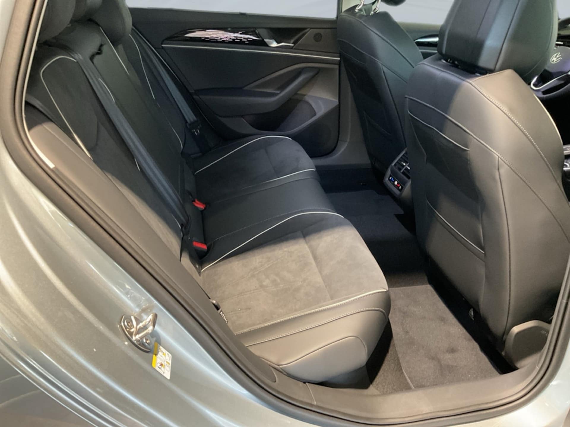 Volkswagen Passat Elegance
