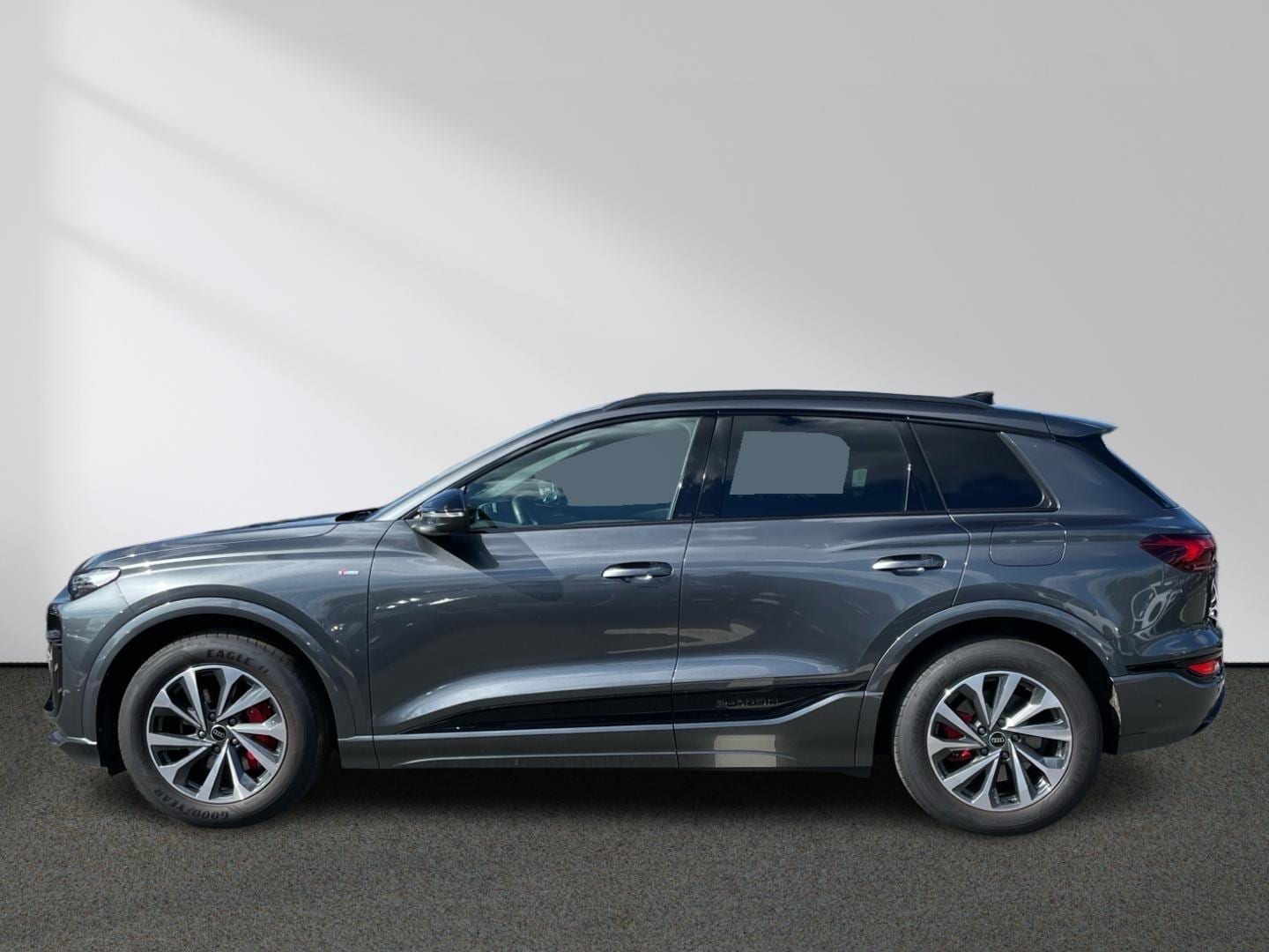 Bild über Audi Q6 SUV e-tron e-tron quattro - für weitere Informationen kontaktieren Sie den Audi Partner