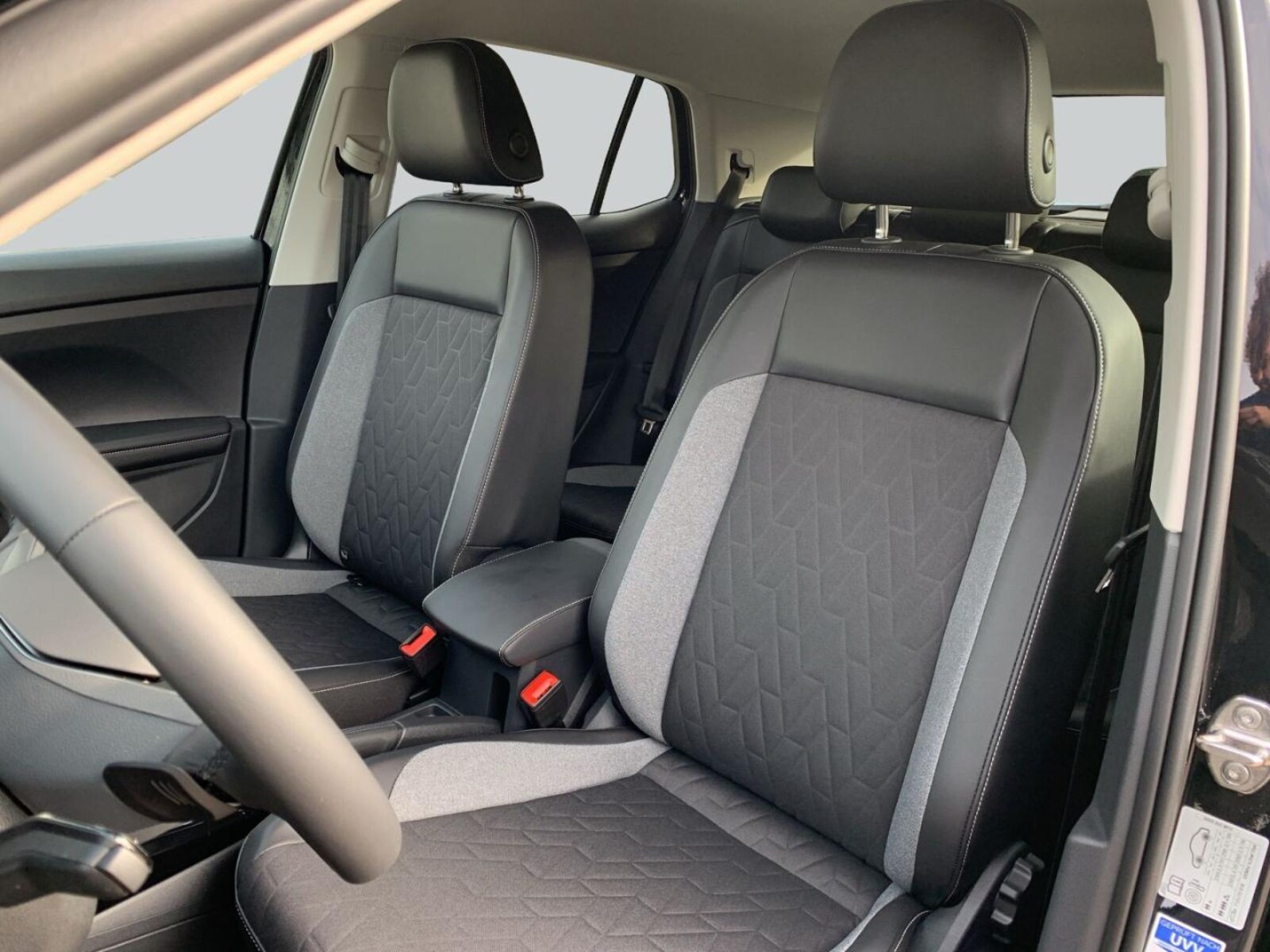 Volkswagen T-Cross – Bild 10