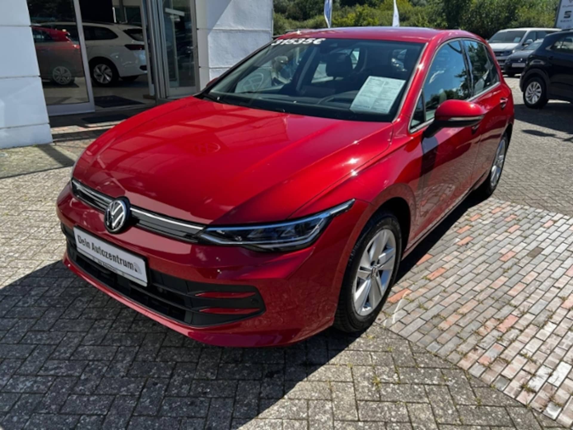 Volkswagen Golf Life