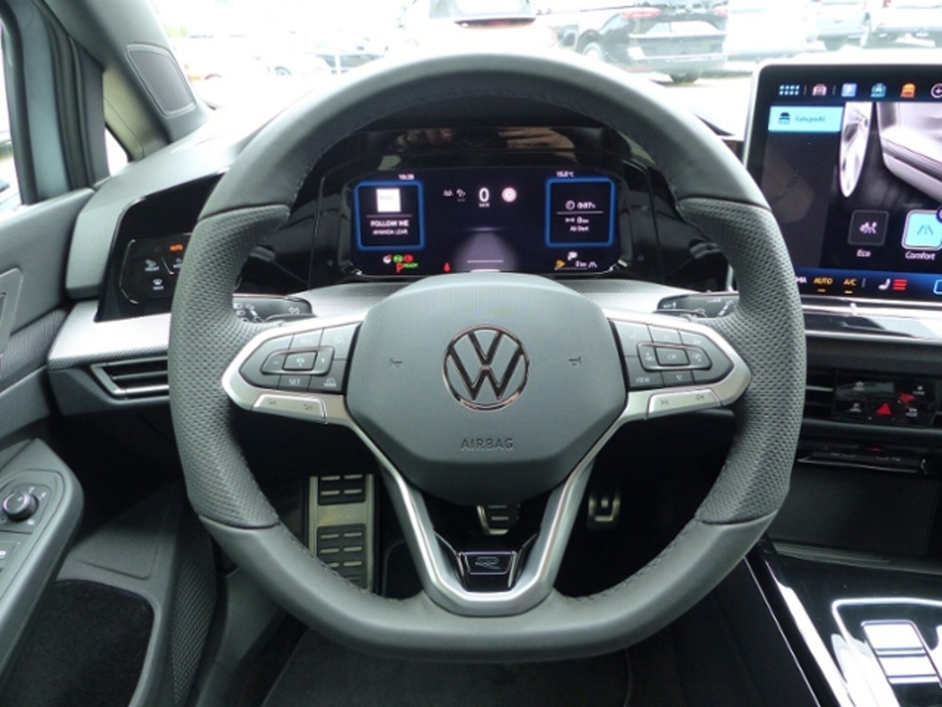 Volkswagen Golf R-Line