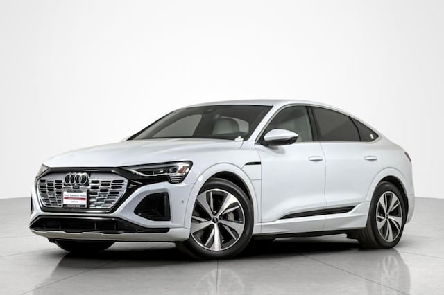 2024 Audi Q8 Sportback e-tron