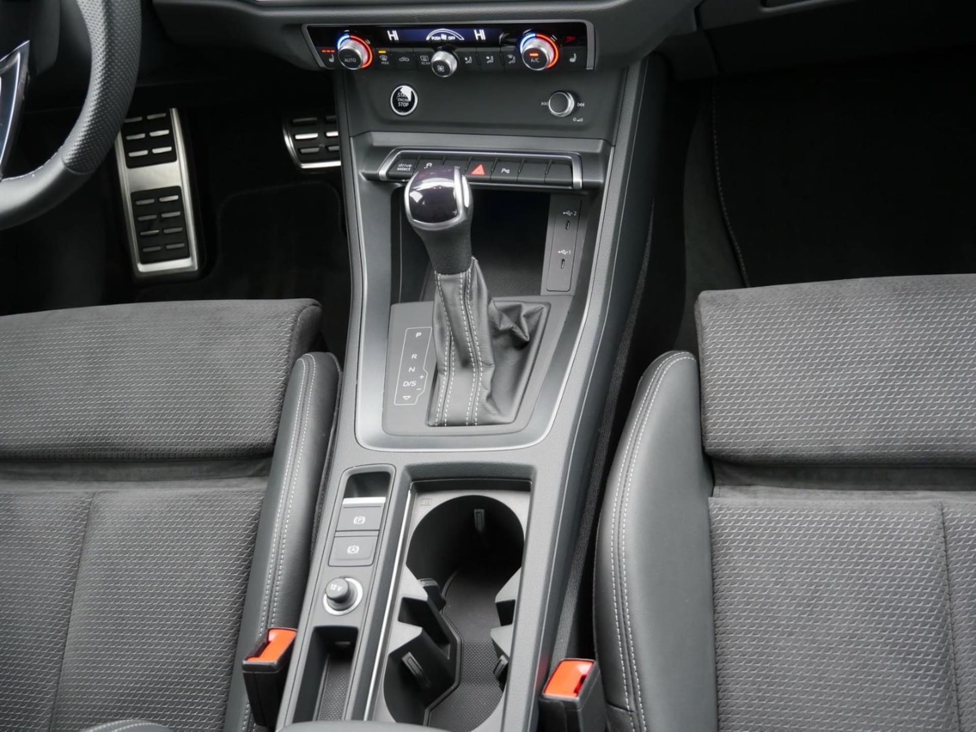 Audi Q3 TFSI e S line